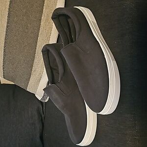 Fashion Nova Black Slip‎ On Shoes Size 10